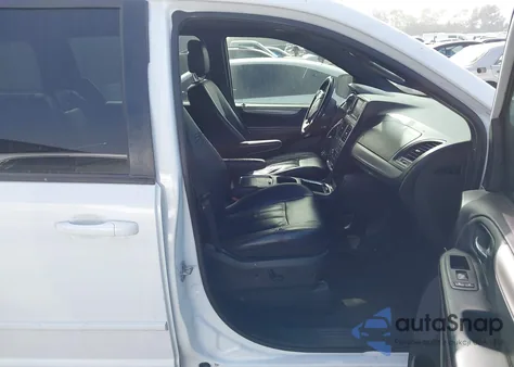 2017 Dodge Grand Caravan Gt from USA, damaged, VIN 2C4RDGEG9HR774341